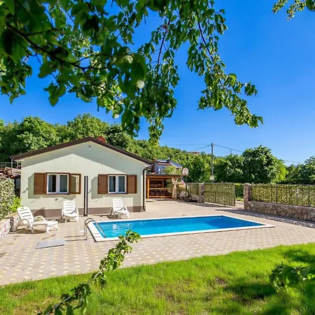 Casa vacanze Nice Home In Rukavac With Sauna *